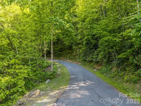 8 White Birch Court Black Mountain NC 28711