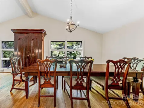 5 Hillcrest Road E Asheville NC 28804