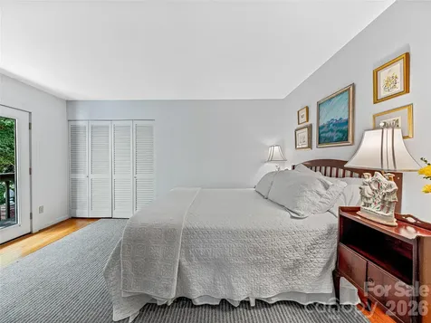 5 Hillcrest Road E Asheville NC 28804
