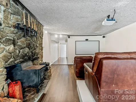 5 Hillcrest Road E Asheville NC 28804