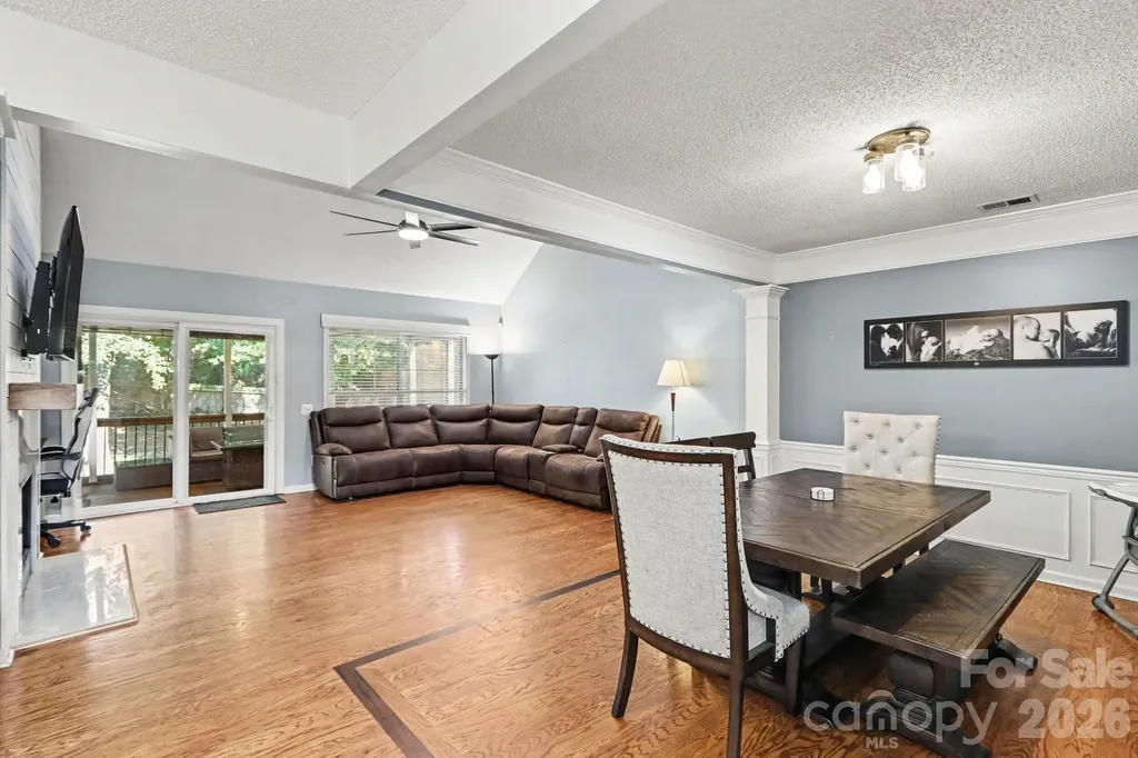 5912 Downfield Wood Drive Charlotte NC 28269