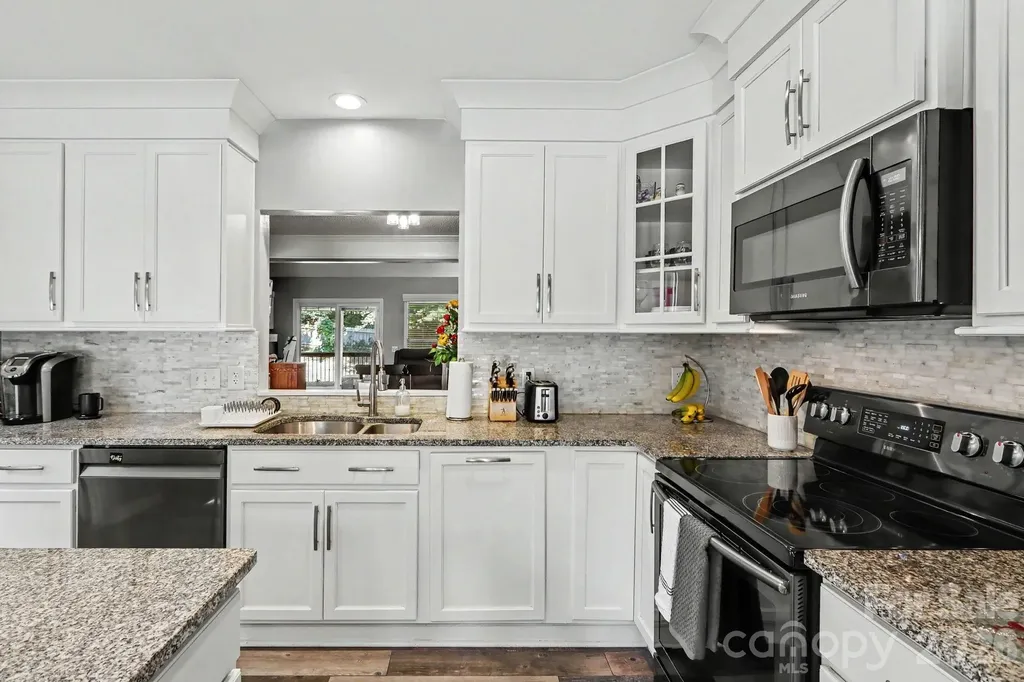5912 Downfield Wood Drive Charlotte NC 28269
