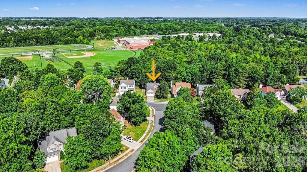 5912 Downfield Wood Drive Charlotte NC 28269