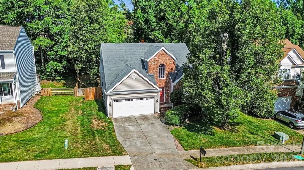 5912 Downfield Wood Drive Charlotte NC 28269