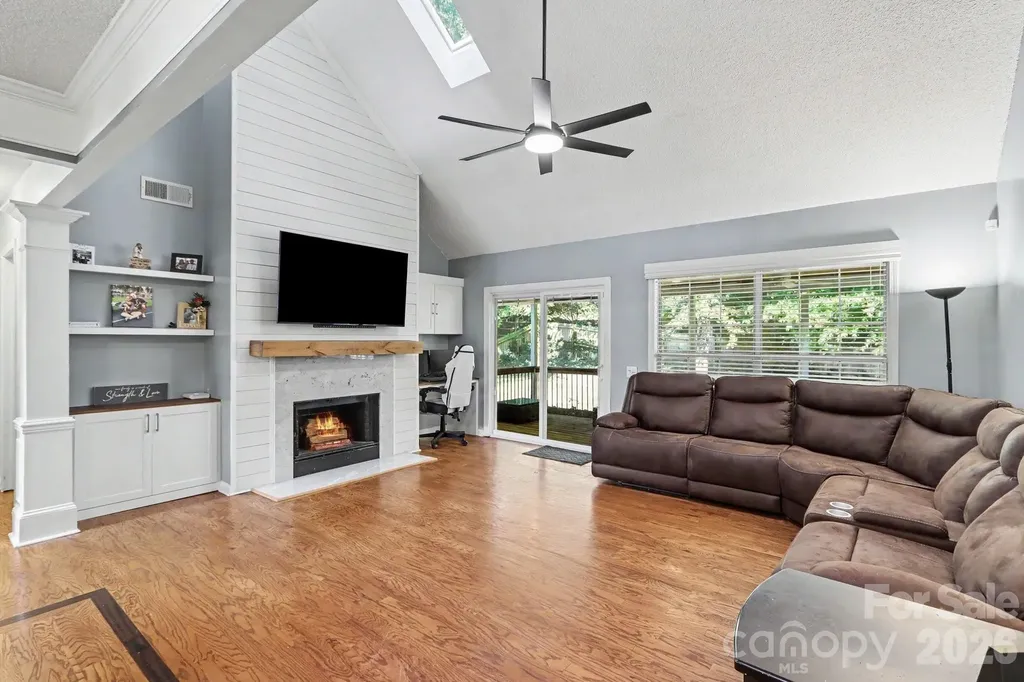 5912 Downfield Wood Drive Charlotte NC 28269