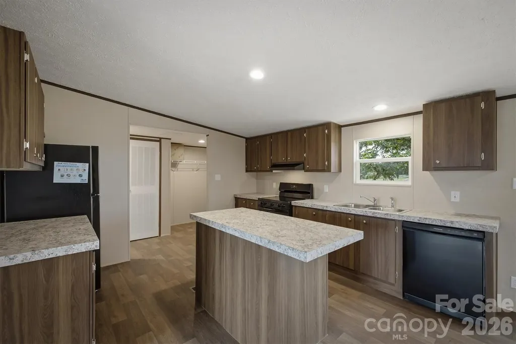 1874 Mesa Drive Vale NC 28168