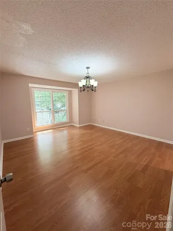 5839 Harris Grove Lane Charlotte NC 28212