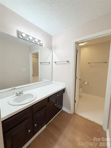 5839 Harris Grove Lane Charlotte NC 28212