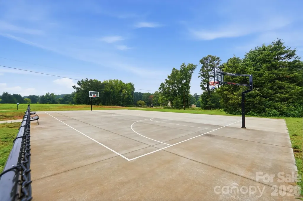 5630 Turkey Oak Drive Charlotte NC 28227
