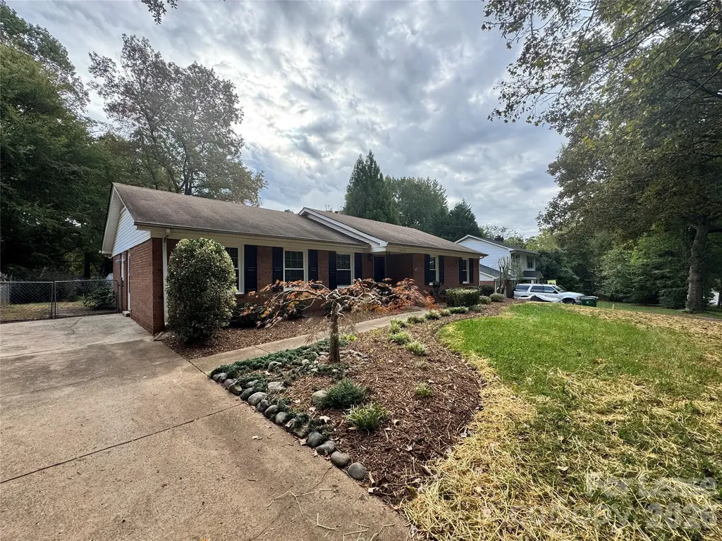 6314 Harrisburg Road Charlotte NC 28227