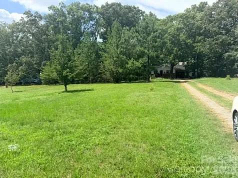 1663 Harris Henrietta Road Forest City NC 28043