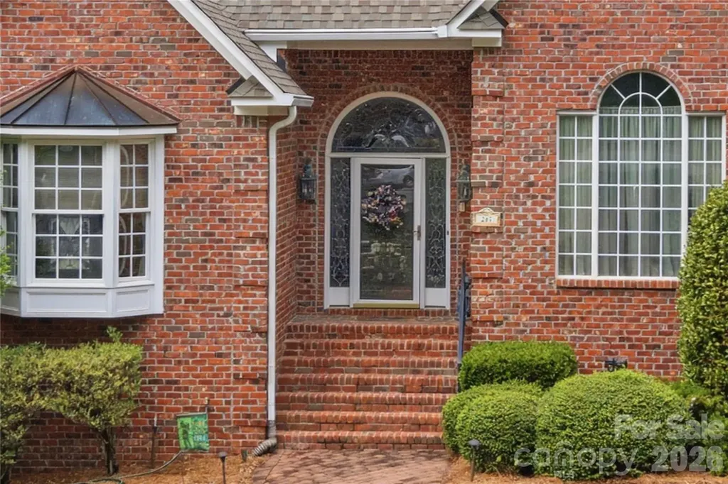 247 James Way Bermuda Run NC 27006