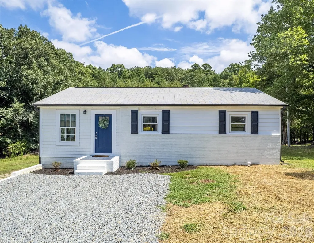 1034 Patton Avenue Albemarle NC 28001