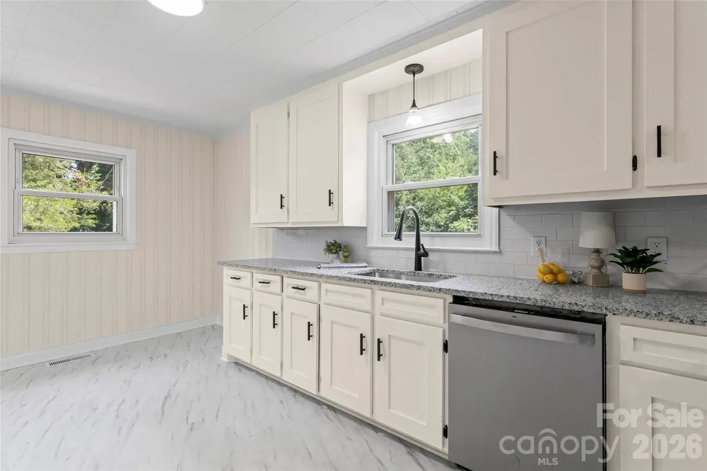 1034 Patton Avenue Albemarle NC 28001