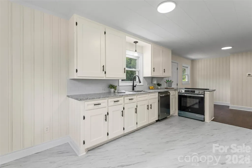 1034 Patton Avenue Albemarle NC 28001