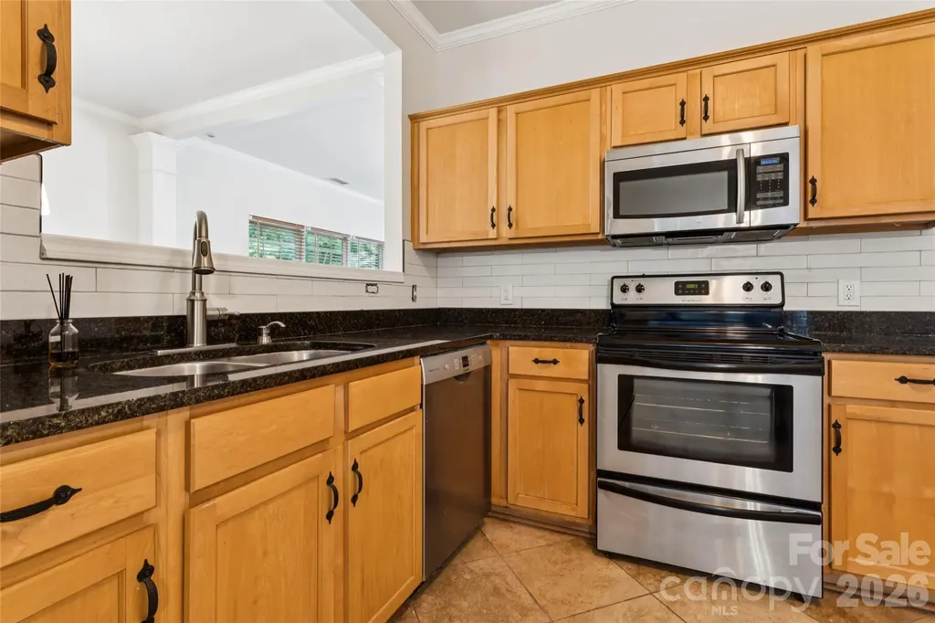 15114 Edindale Drive Charlotte NC 28277
