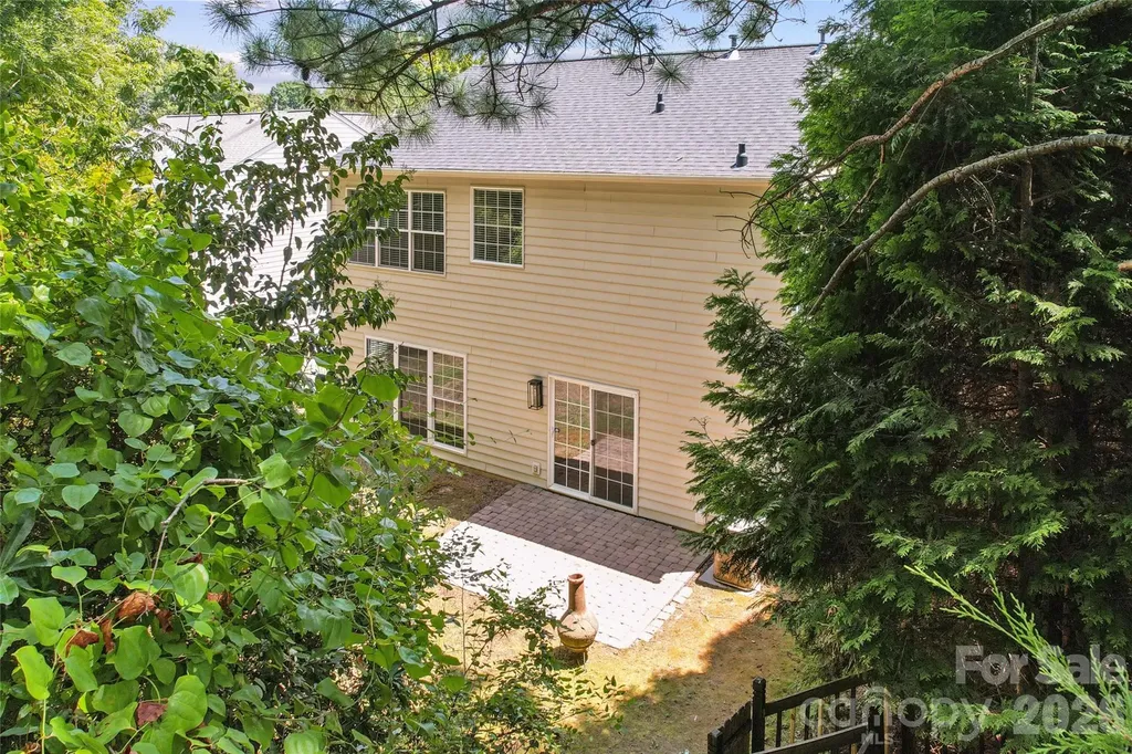 15114 Edindale Drive Charlotte NC 28277