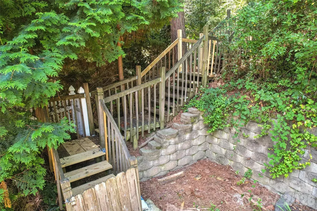 15114 Edindale Drive Charlotte NC 28277