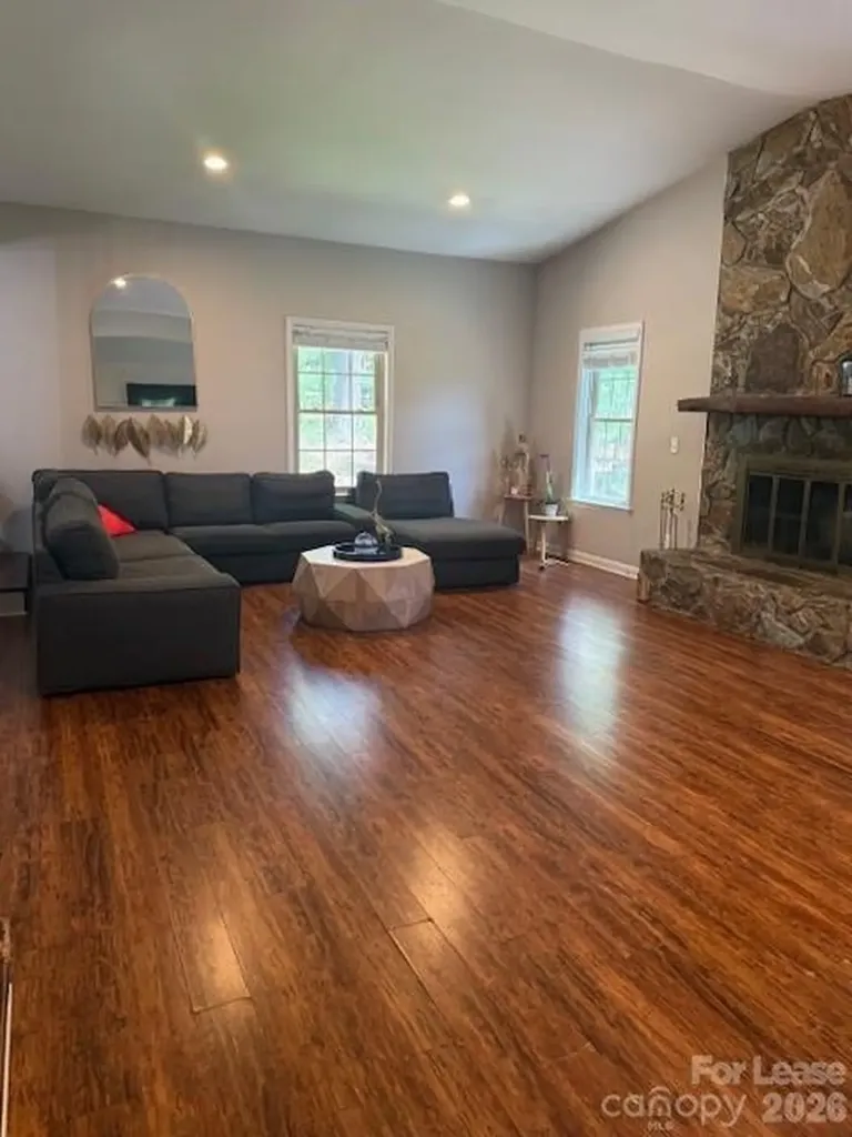 8511 Viking Drive Waxhaw NC 28173