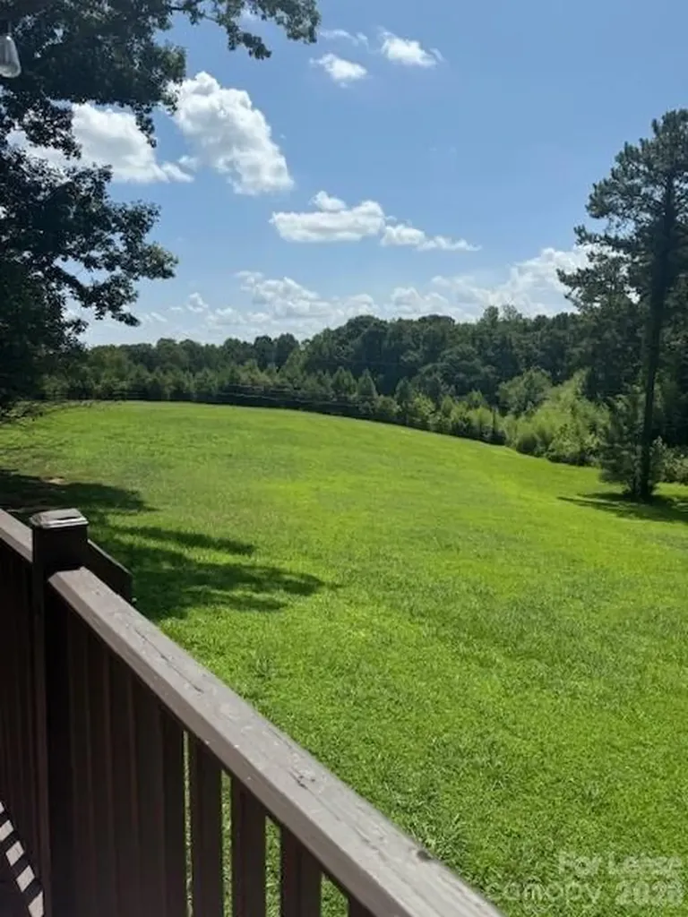 8511 Viking Drive Waxhaw NC 28173