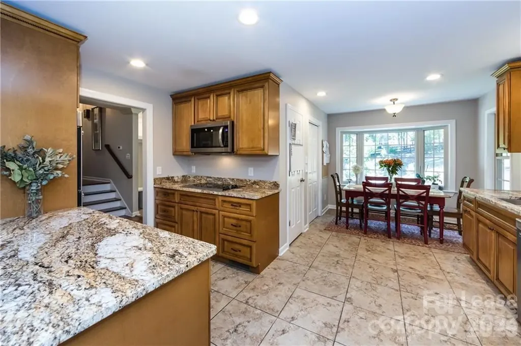 8511 Viking Drive Waxhaw NC 28173