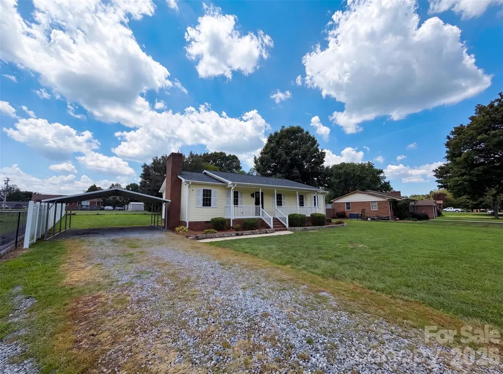 642 Lancer Court NW Concord NC 28027