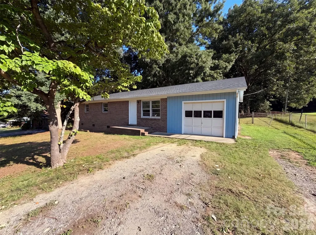 120 Riley Road Dallas NC 28034