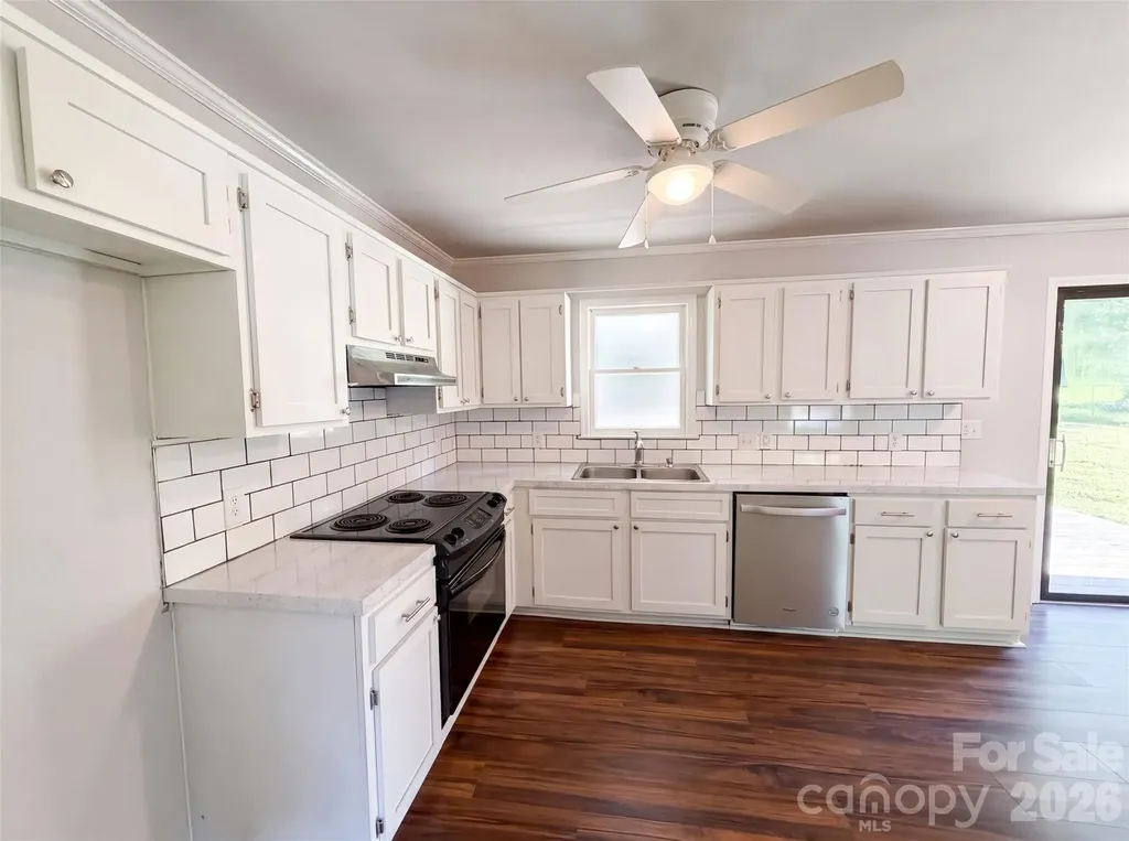 120 Riley Road Dallas NC 28034