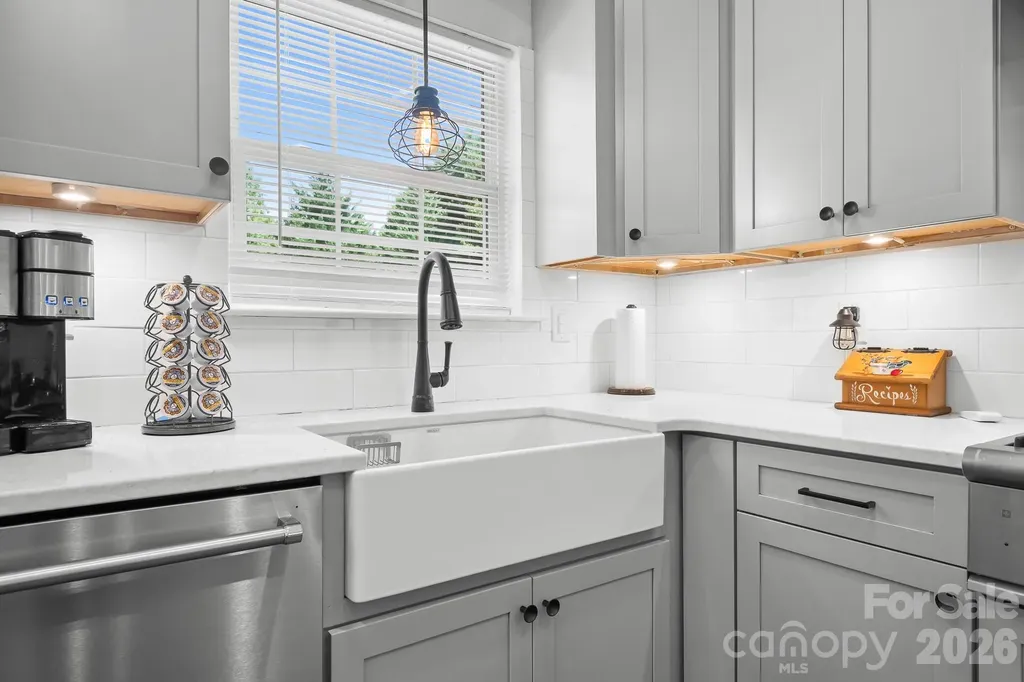 138 Valley Glen Drive Troutman NC 28166