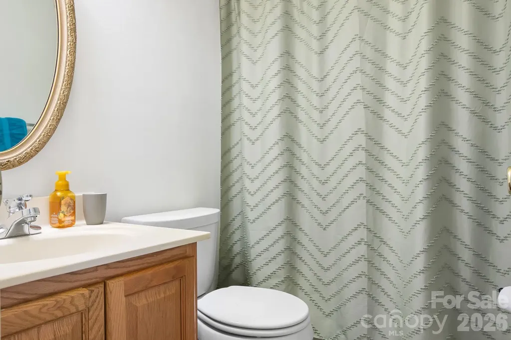 138 Valley Glen Drive Troutman NC 28166