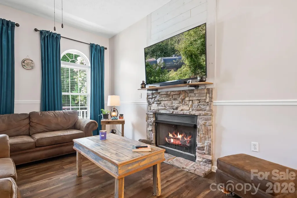 138 Valley Glen Drive Troutman NC 28166