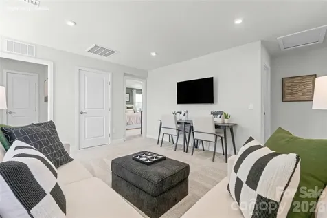 3133 Ravenfield Lane Charlotte NC 28213