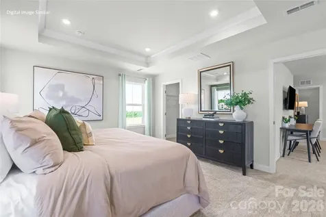 3133 Ravenfield Lane Charlotte NC 28213