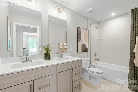 3133 Ravenfield Lane Charlotte NC 28213