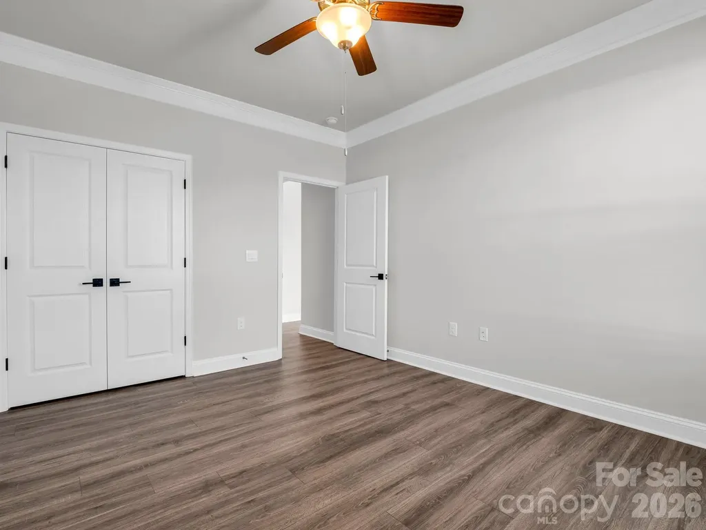 23 Silverthorne Court Hendersonville NC 28792