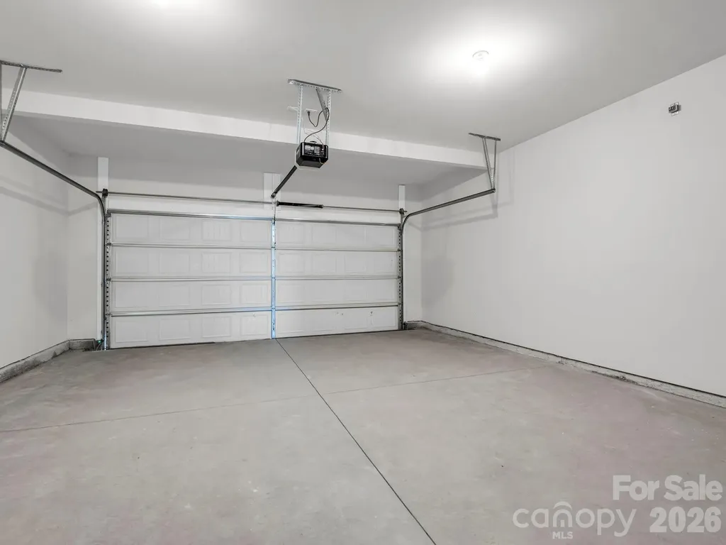 23 Silverthorne Court Hendersonville NC 28792