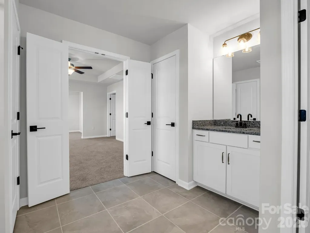 23 Silverthorne Court Hendersonville NC 28792