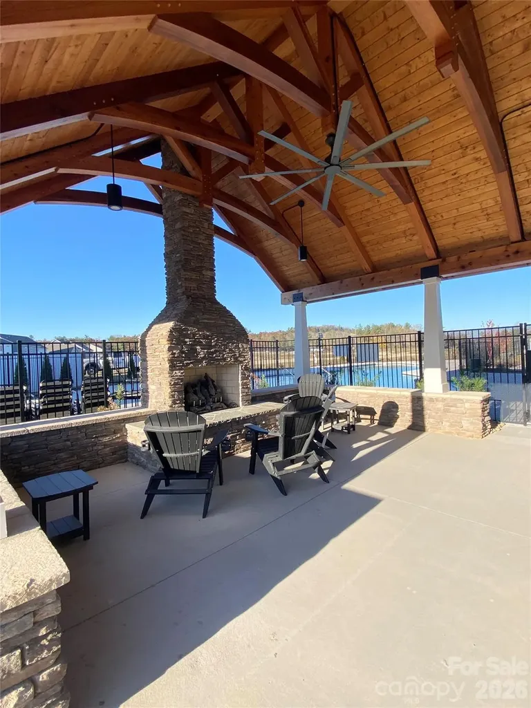23 Silverthorne Court Hendersonville NC 28792