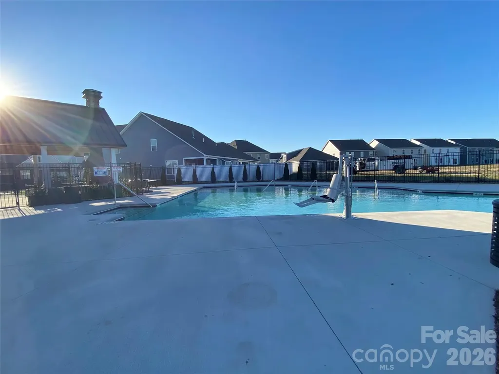 23 Silverthorne Court Hendersonville NC 28792