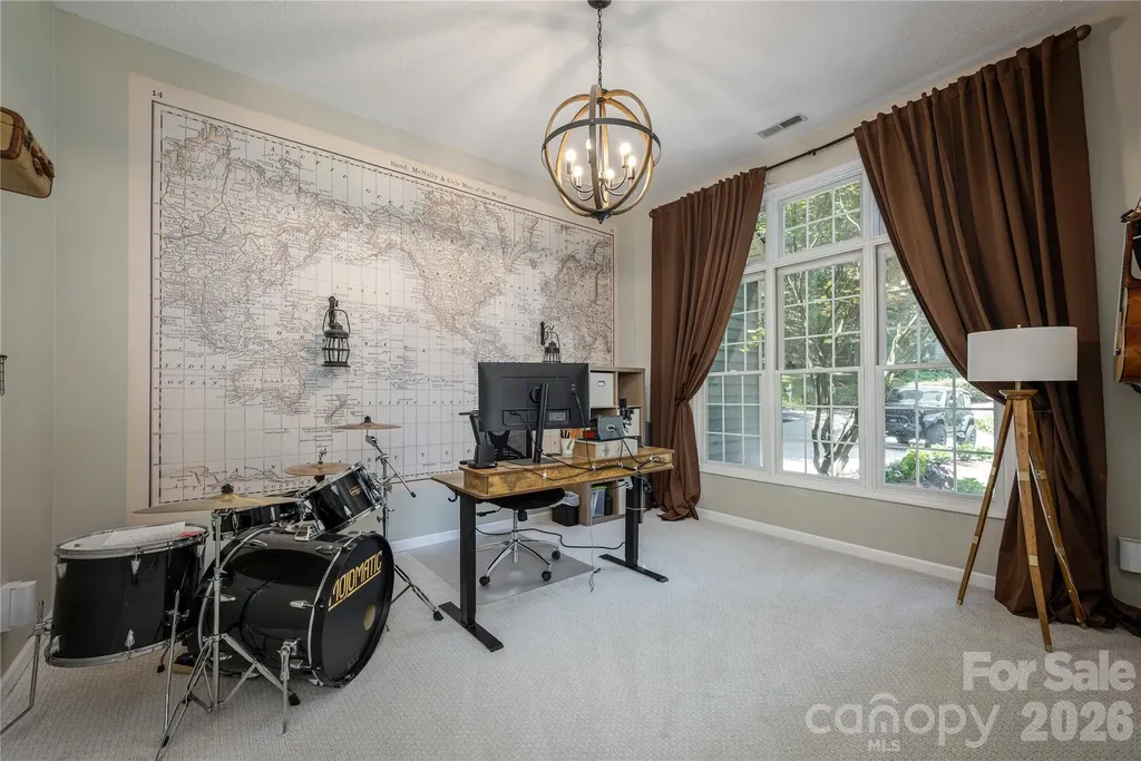 7 Oak Hollow Drive Asheville NC 28805