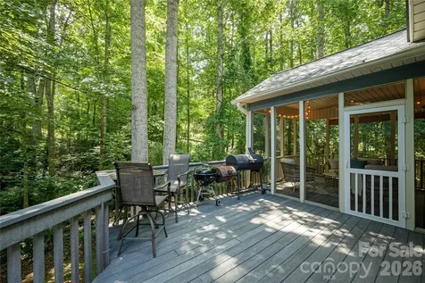 7 Oak Hollow Drive Asheville NC 28805