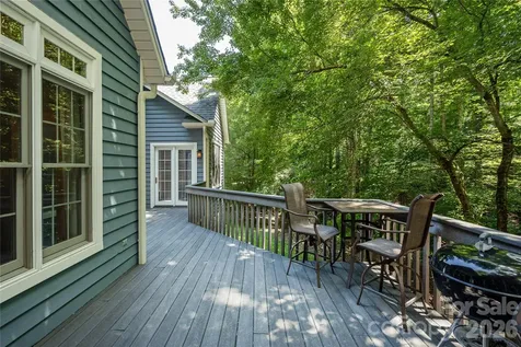 7 Oak Hollow Drive Asheville NC 28805