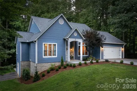 7 Oak Hollow Drive Asheville NC 28805