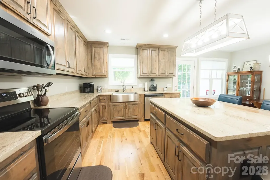 133 Maplewood Court Hudson NC 28638