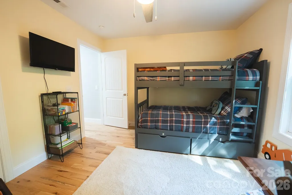 133 Maplewood Court Hudson NC 28638