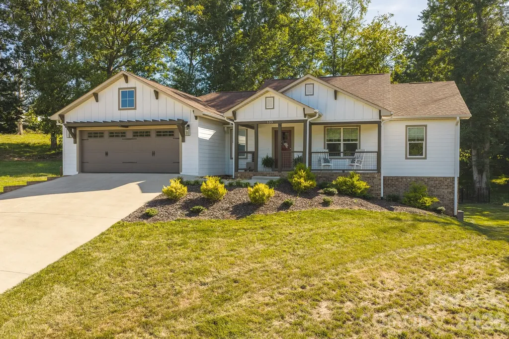 133 Maplewood Court Hudson NC 28638