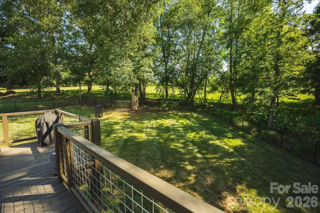 133 Maplewood Court Hudson NC 28638