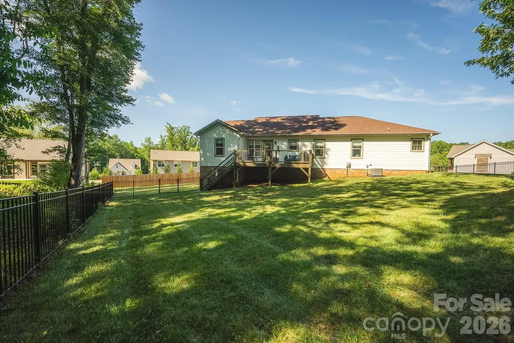 133 Maplewood Court Hudson NC 28638