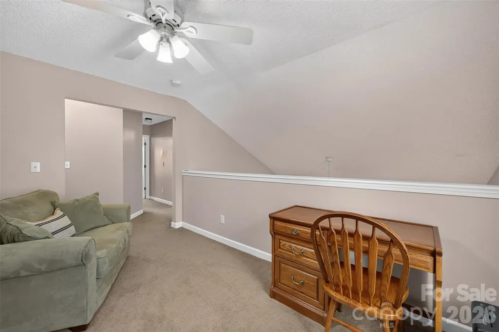 806 20th Avenue Place SE Hickory NC 28602