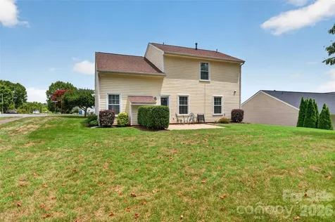 806 20th Avenue Place SE Hickory NC 28602